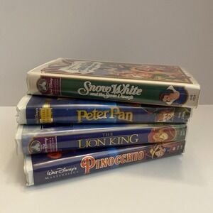 Walt Disney - Peter Pan, Snow White, Lion King,‎ Pinocchio - All 4 VHS